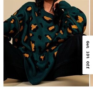 Dressed In LaLa Hear Her Roar Oversized Knit Sweater - Emerald Leopard Print